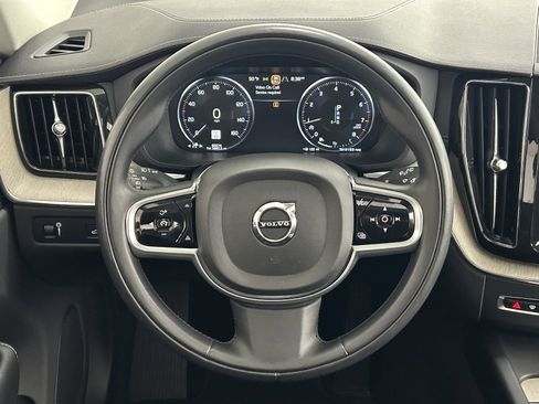 Used 2018 Volvo XC60 T6 Inscription w/ Luxury Seat Package image 12