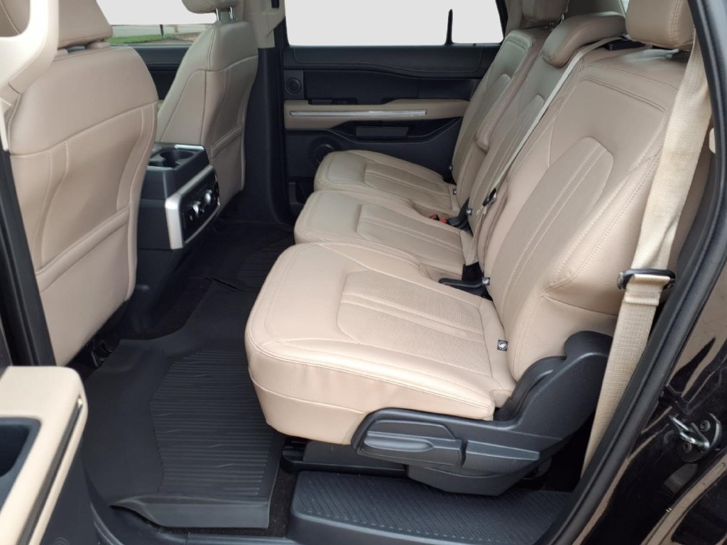 Used 2023 Ford Expedition Max Limited AWD/4WD image 25