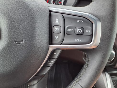 Used 2025 RAM 1500 Big Horn AWD/4WD image 13