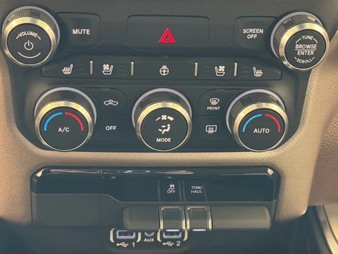 Used 2021 RAM 1500 Laramie image 48