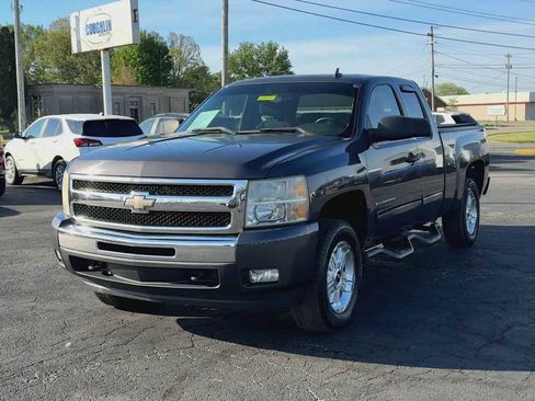 Used 2010 Chevrolet Silverado 1500 LT w/ Power Pack Plus AWD/4WD image 4