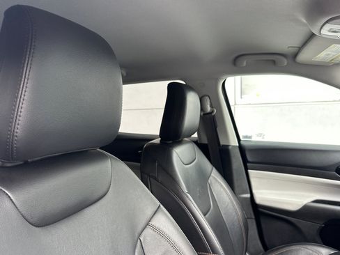 Used 2022 Jeep Compass Limited w/ Elite Group image 26