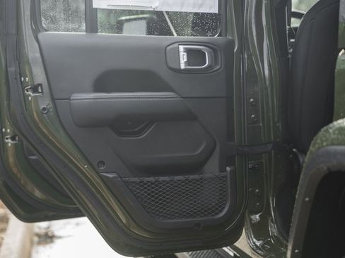 Used 2021 Jeep Wrangler Unlimited Sahara w/ LED Lighting Group image 37