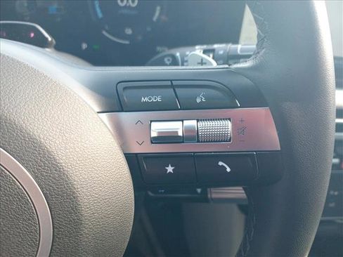 Certified 2025 Hyundai Tucson SEL image 20