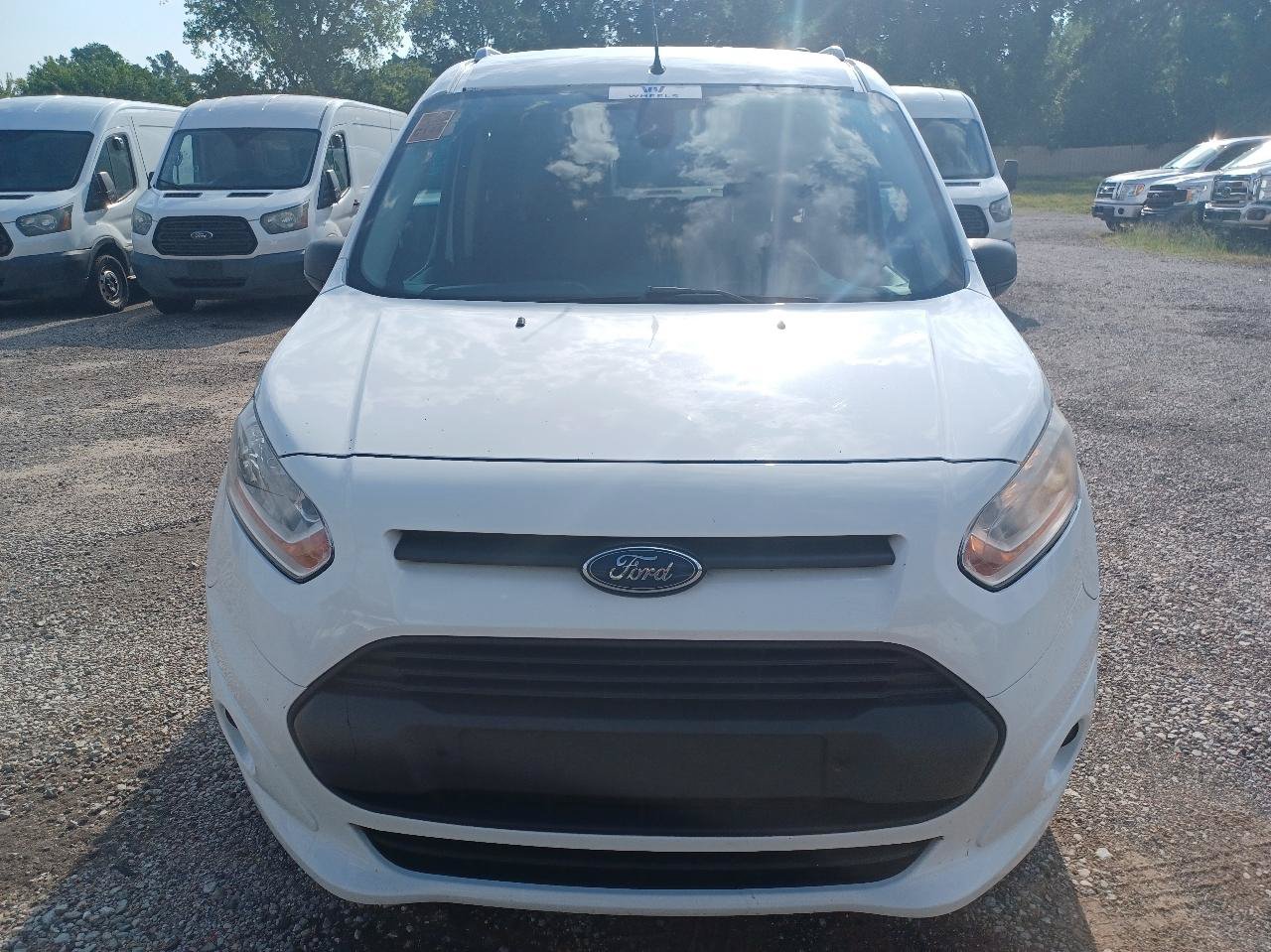 Used 2018 Ford Transit Connect XLT FWD image 2