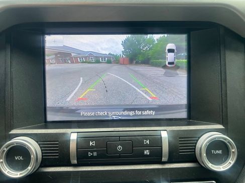 Used 2020 Ford Mustang Premium RWD image 27