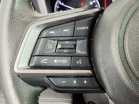 Used 2025 Subaru Outback Limited AWD/4WD image 18