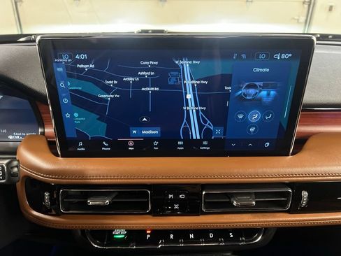 Certified 2023 Lincoln Nautilus Reserve w/ Equipment Group 201A AWD/4WD image 11