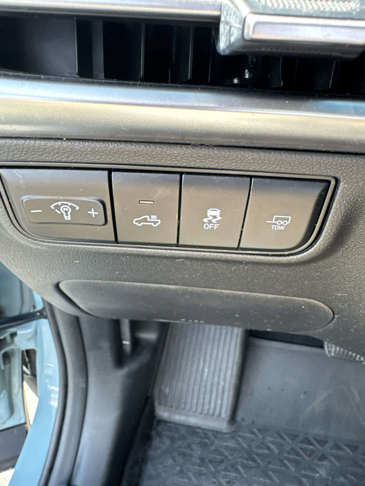 Used 2025 Hyundai Santa Cruz Limited AWD/4WD image 20