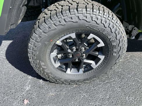 New 2026 Jeep Gladiator Rubicon image 36