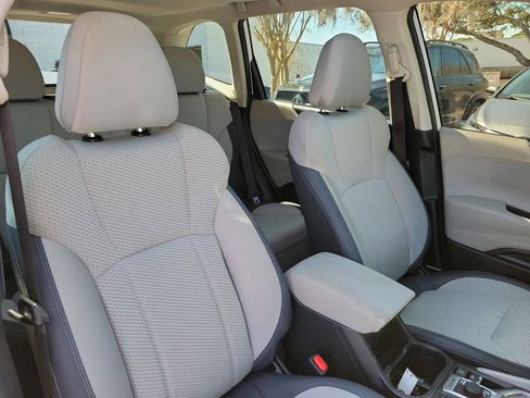 Used 2020 Subaru Forester Premium image 49
