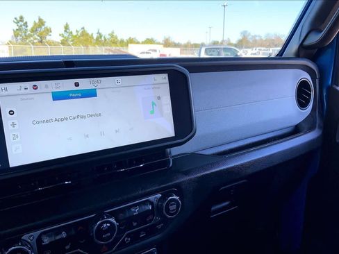 Used 2024 Jeep Wrangler Sport S w/ Convenience Group image 34