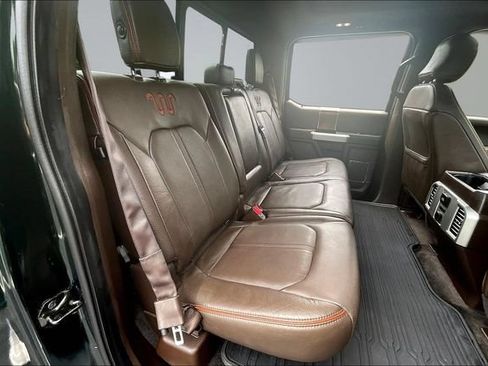 Used 2015 Ford F150 King Ranch w/ Equipment Group 601A Luxury AWD/4WD image 25