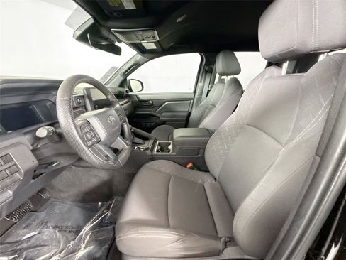 Certified 2024 Toyota Tacoma SR5 image 3