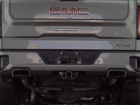 Used 2020 GMC Sierra 1500 AT4 w/ AT4 Premium Package image 7