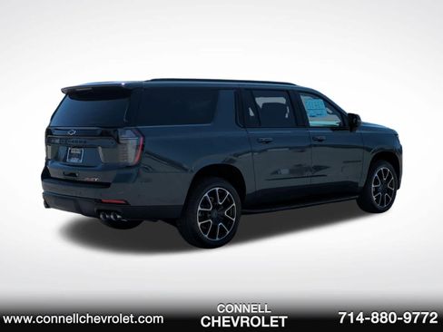 New 2026 Chevrolet Suburban RST w/ RST Capability Package AWD/4WD image 5