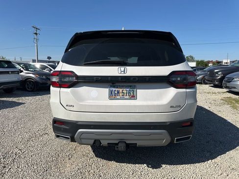 Used 2024 Honda Pilot Elite image 10