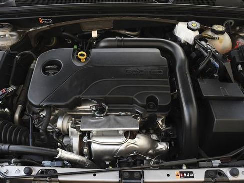 Used 2024 Chevrolet Malibu LS w/ Driver Confidence Package image 30