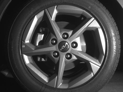 Used 2025 Kia K4 LXS image 12