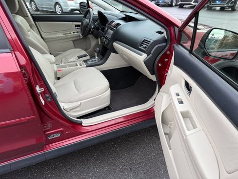 Used 2013 Subaru Crosstrek 2.0i Limited AWD/4WD image 8