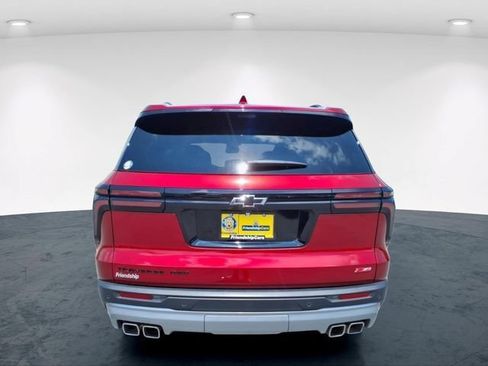 Used 2025 Chevrolet Traverse Z71 w/ Enhanced Driving Package AWD/4WD image 7