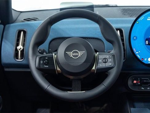 Used 2025 MINI Cooper Countryman SE w/ Comfort Package Max image 15