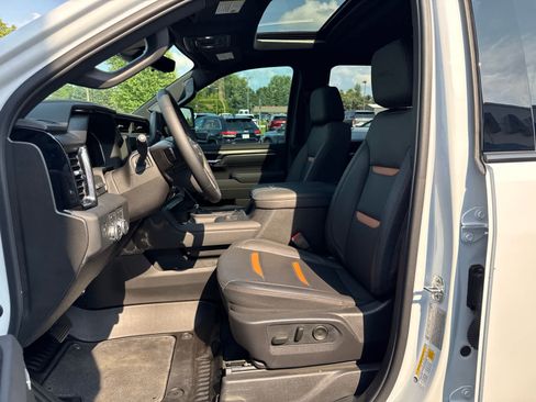 Used 2026 GMC Sierra 3500 AT4 w/ AT4 Premium Plus Package AWD/4WD image 19