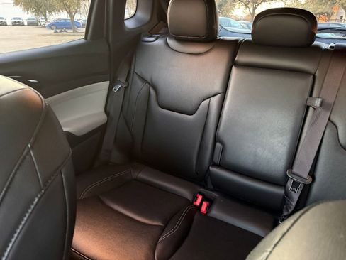 Used 2025 Jeep Compass Limited image 39