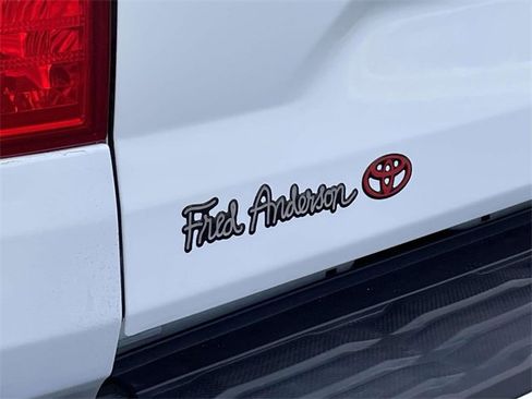 Used 2020 Toyota Tundra SR5 w/ SR5 Leather Package image 11