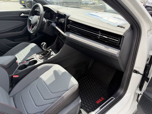 New 2026 Volkswagen Jetta GLI Autobahn FWD image 34