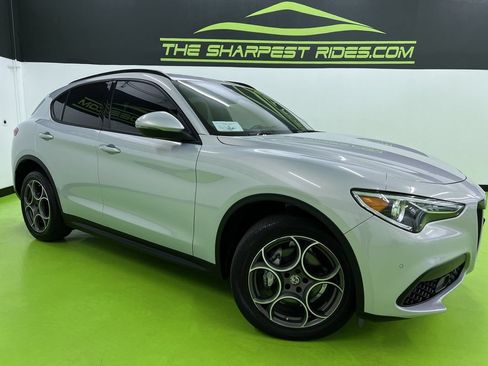 Used 2022 Alfa Romeo Stelvio Sprint AWD/4WD image 1