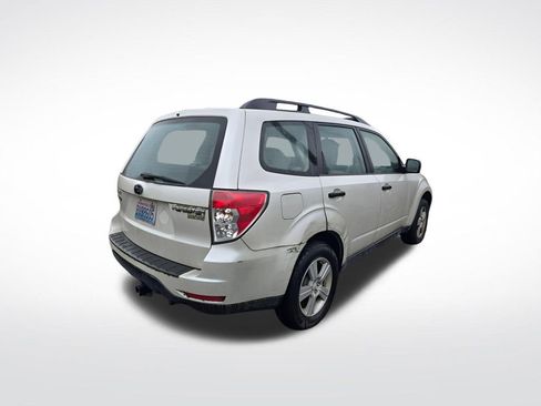 Used 2012 Subaru Forester 2.5X w/ Alloy Wheel Pkg image 4