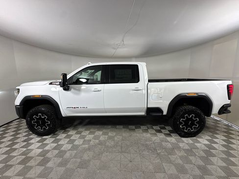 New 2026 GMC Sierra 2500 AT4X image 8