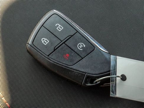 Used 2024 Chevrolet Colorado Z71 w/ Z71 Convenience Package 2 image 30