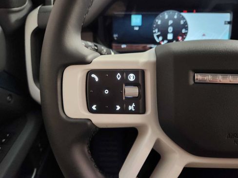 New 2026 Land Rover Defender 110 S AWD/4WD image 42