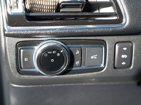 Used 2018 Lincoln Navigator Reserve w/ Technology Package image 24