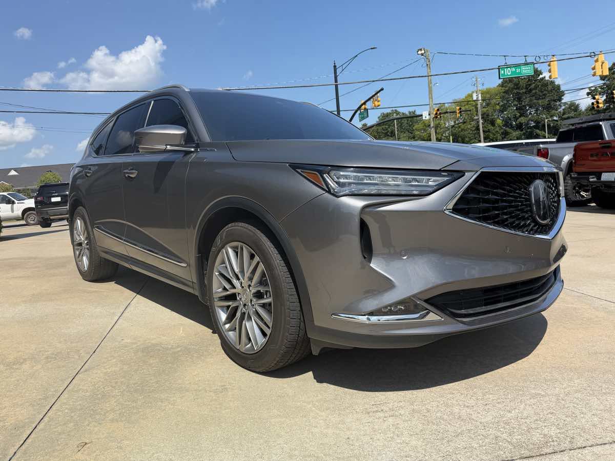 Used 2024 Acura MDX w/ Advance Package AWD/4WD image 3