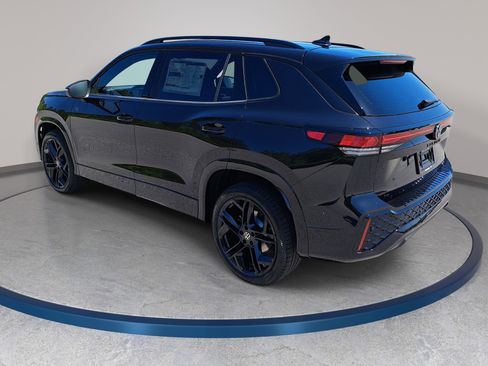New 2026 Volkswagen Tiguan SE R-Line AWD/4WD image 7