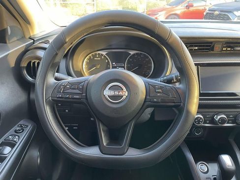 Used 2025 Nissan Kicks Play S image 26