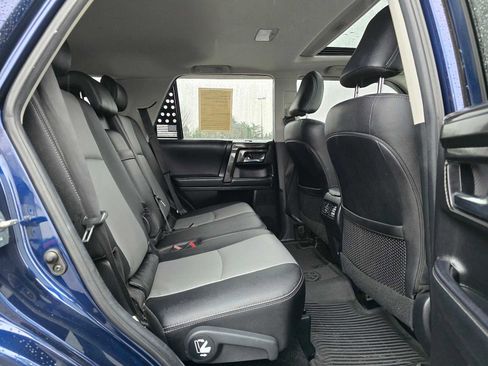 Used 2022 Toyota 4Runner SR5 Premium image 12