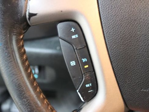 Used 2011 Chevrolet Silverado 2500 LT w/ Interior Plus Package AWD/4WD image 15