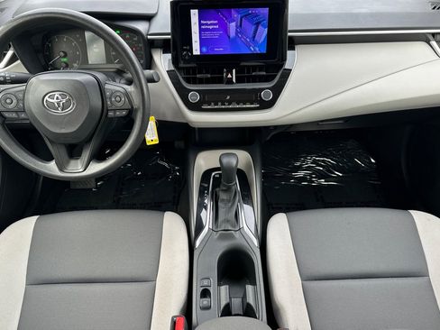 Certified 2023 Toyota Corolla LE image 12