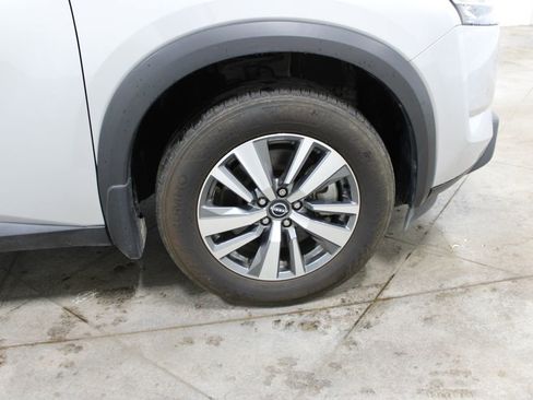 Used 2024 Nissan Pathfinder SL AWD/4WD image 42