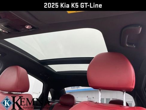 Used 2025 Kia K5 GT-Line w/ GT-Line Premium Package image 33