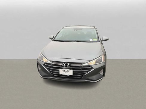 Used 2019 Hyundai Elantra Value Edition w/ Cargo Package FWD image 3