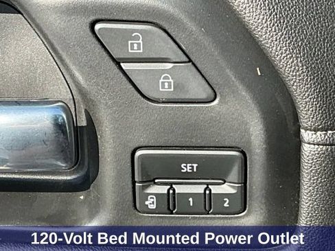 Used 2021 GMC Sierra 1500 Denali w/ Denali Ultimate Package AWD/4WD image 18