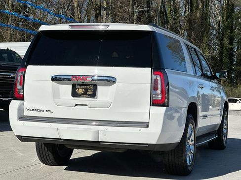 Used 2015 GMC Yukon XL Denali w/ Touring Package AWD/4WD image 7