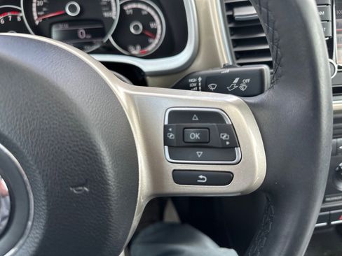 Used 2014 Volkswagen Beetle 1.8T FWD image 24