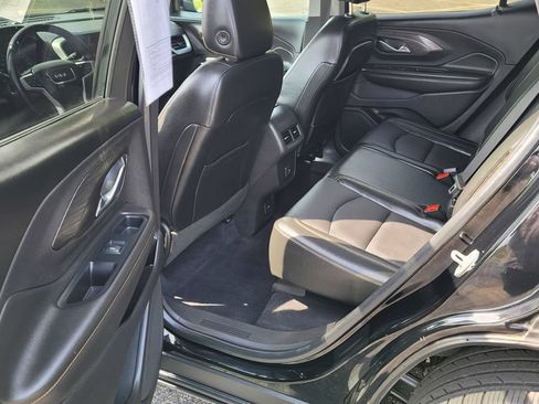 Used 2021 GMC Terrain SLT AWD/4WD image 25
