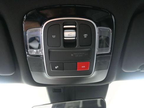 Certified 2025 Hyundai Santa Cruz SEL AWD/4WD image 24
